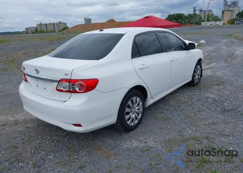 2013 Toyota Corolla Le z USA, uszkodzony, nr VIN 2T1BU4EE3DC110304